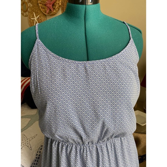 Old Navy Sleeveless Dress Large Adjustable Straps Light Blue Print NWT - Picture 2 of 9